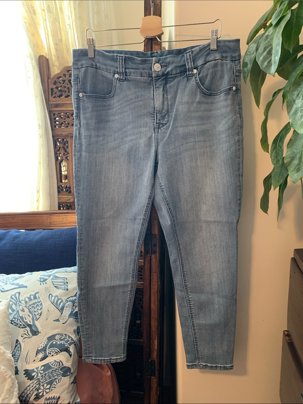 Melissa McCarthy Seven7 Light Blue Stretch Jeggings
